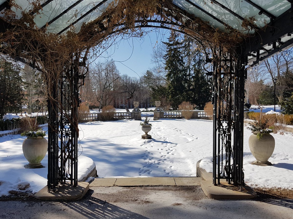 YorkUProvost's tweet image. What a lovely (and productive!) morning spent at @YorkUniversity's @GlendonCampus. Thank you to colleagues and @PrincipalGL for making the time to meet on a chilly day #Glendon