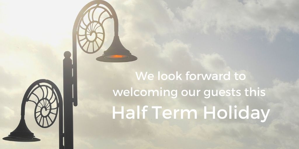 Although unfortunately we cannot change the current awful weather, we are hoping all of our guests arriving for their half term holiday have a wonderful time.

#halfterm #holiday #storm #lymebay