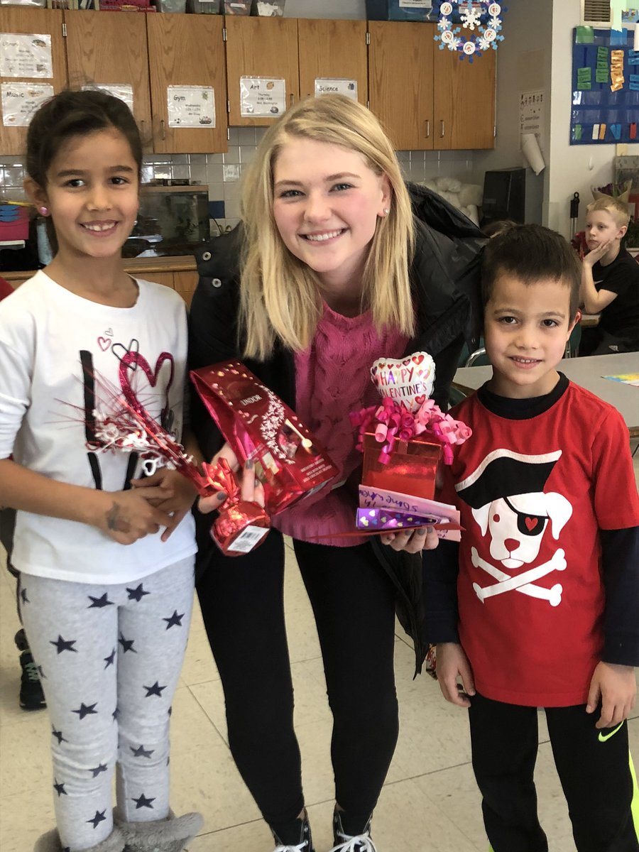 Numbersm1's tweet image. Loving our Holliston High School intern @SamPlacentino 
@Holliston_PS @HollistonHigh