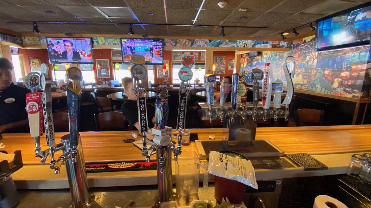 Taking yourself or your other half out for Valentine’s Day? Applebee’s in Torrington has got you!

Just going right to dessert? I suggest the Triple Chocolate Meltdown paired with our Chocolate Raspberry Stout, it’s Two Die For!

Also Road 2 Ruin, Honeyspot Rd and Raz H2Roads!
