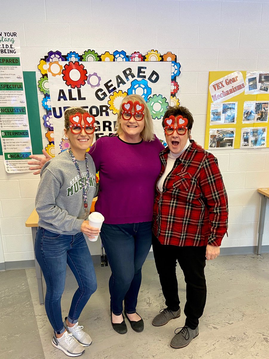 This Valentine’s Day message from our Polaris PLTW Gateway teachers made my day: Some-botty thinks you are amazing! We are nuts and bolts about you! Would you beep my valentine? Love, The SMS Crew❤️❤️ <a href="/polariscareer/">Polaris Career Center</a> <a href="/PLTWorg/">Project Lead The Way</a> <a href="/TheSMSMustangs/">Strongsville Middle School</a>