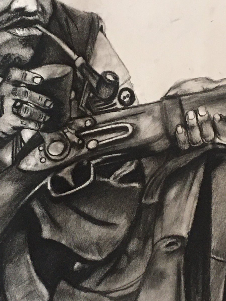 IquanMusic's tweet photo. I call this ‘PABLO’
Been working on this for days; weeks actually, and by the grace of God my turtle steps have been worth it. War is real. War is bad, war changes lives. So ask yourself, and make sure you realize that it’s grace keeping yuh alive.
#penciltuth #charcoal #iquan https://t.co/CZPNR8IP9z