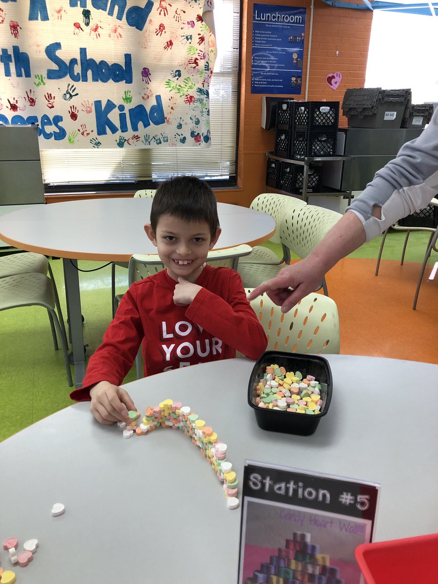 MsRossKinder's tweet photo. First Grade Valentine’s Day Stations!
#62NO https://t.co/joUueR8PFs