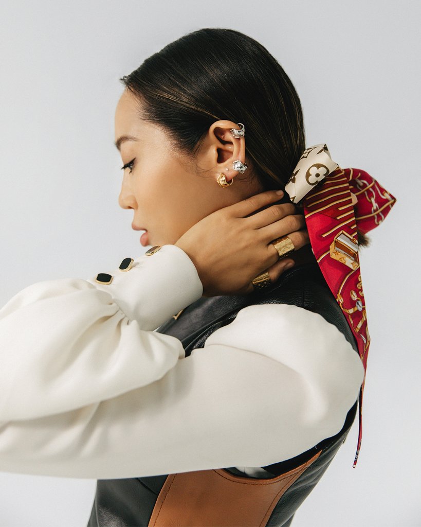 Louis Vuitton on X: The Fifth Avenue Rosette. #AimeeSong adds a #LouisVuitton  silk scrunchie to her hair for an upbeat but chic touch. Discover the wide  variety styles of the latest textiles