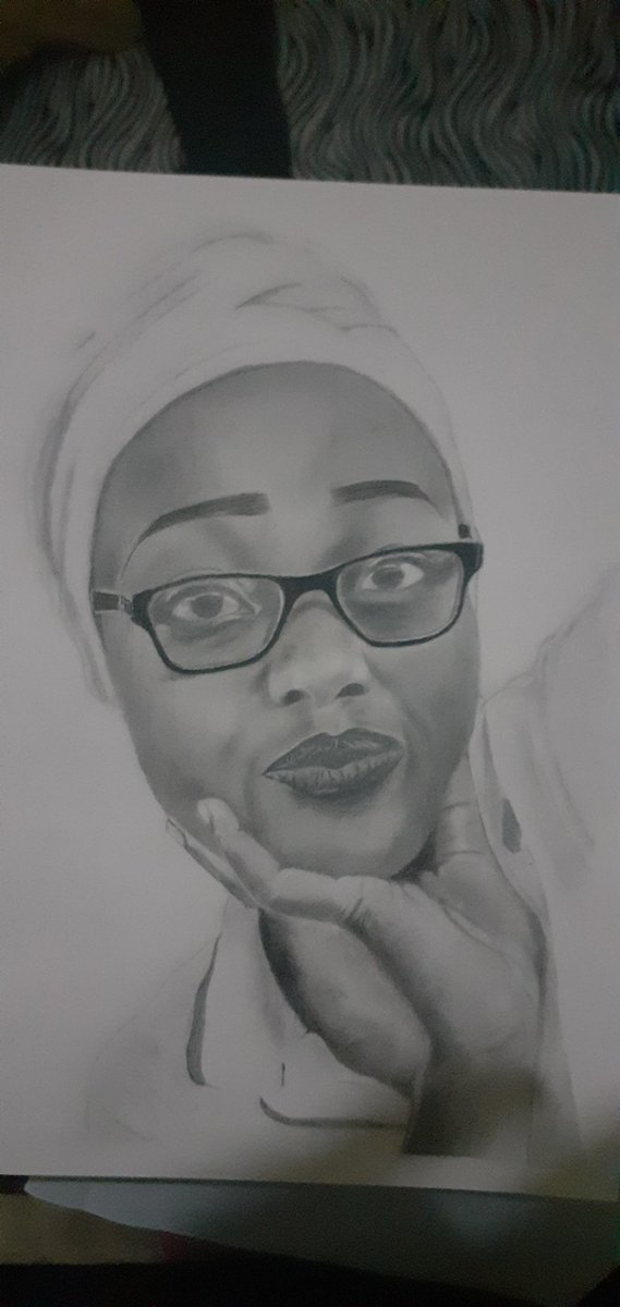 FellyLaylxw's tweet photo. Art is the best way to communicate with souls and touch people's hearts. On this day of love, we celebrate our partners. 
#SomeoneTellShinski #CitizenShouldApologize #LoveLanguageKE #ValentinesDayMemes #ValentinesDay #FridayMotivation #MwashumbeNaShugaboy https://t.co/FWpUS75d7Q