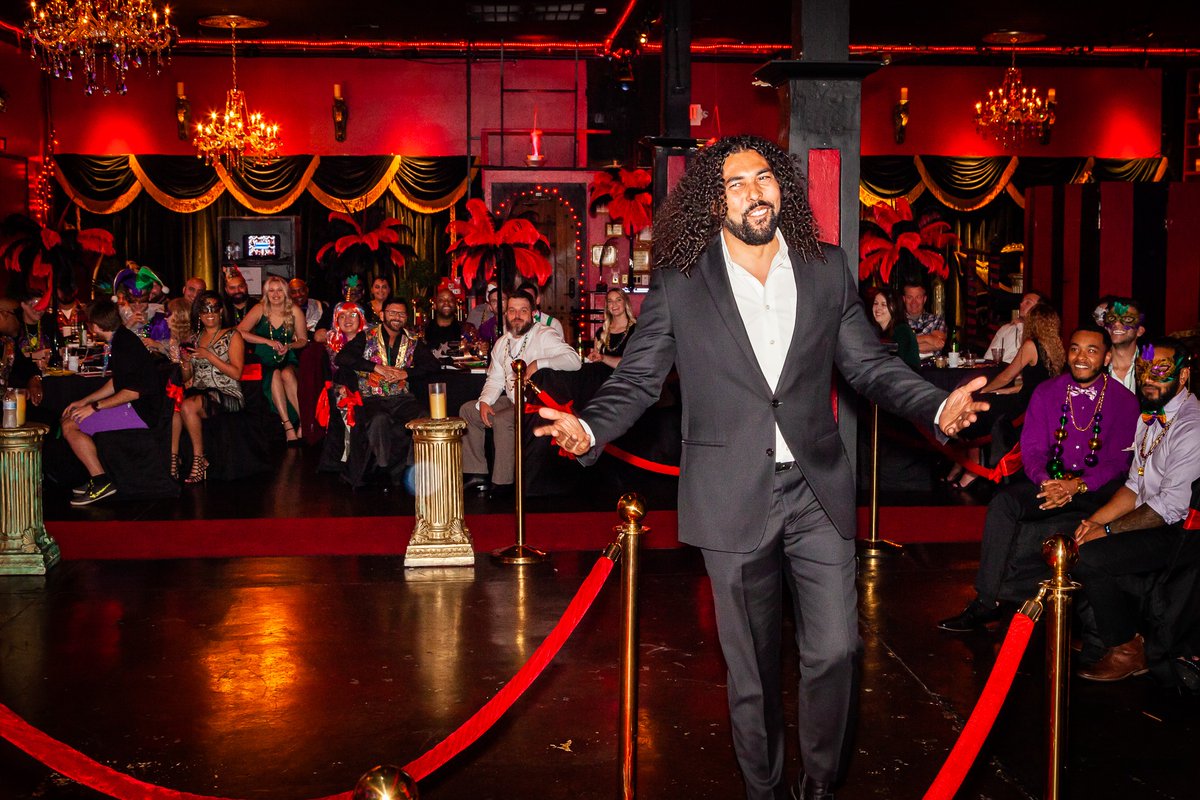 QuixoticDallas's tweet photo. Red Carpet Awards Show! @caseycranephoto #dallaseventspace #dallasweddingvenue #dallasphotoshoots #dallasvenue #dallasevents #dallasphotographer #dallasbride #dallaswedding #dallaseventplanner #quixoticworld #dallasweddings #dallasphotoshoots #dfwvenues #deepellum https://t.co/MaRE88fEsA