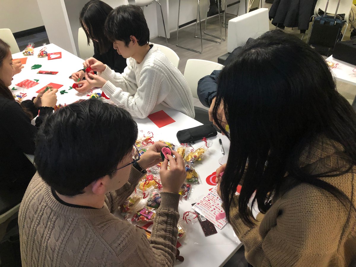 UofTELP's tweet photo. Look how talented our #UofTELP students are! Happy Valentine's Day to everyone! https://t.co/A8fNZ00z0j