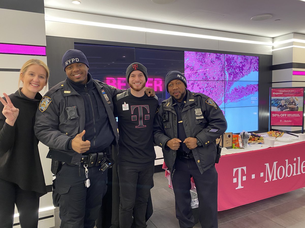 Another Successful breakfast for our first responders <a href="/TMobile/">T-Mobile</a> <a href="/TMOTimesSquare/">T-Mobile TimesSquare</a> #TMOTimesSquare