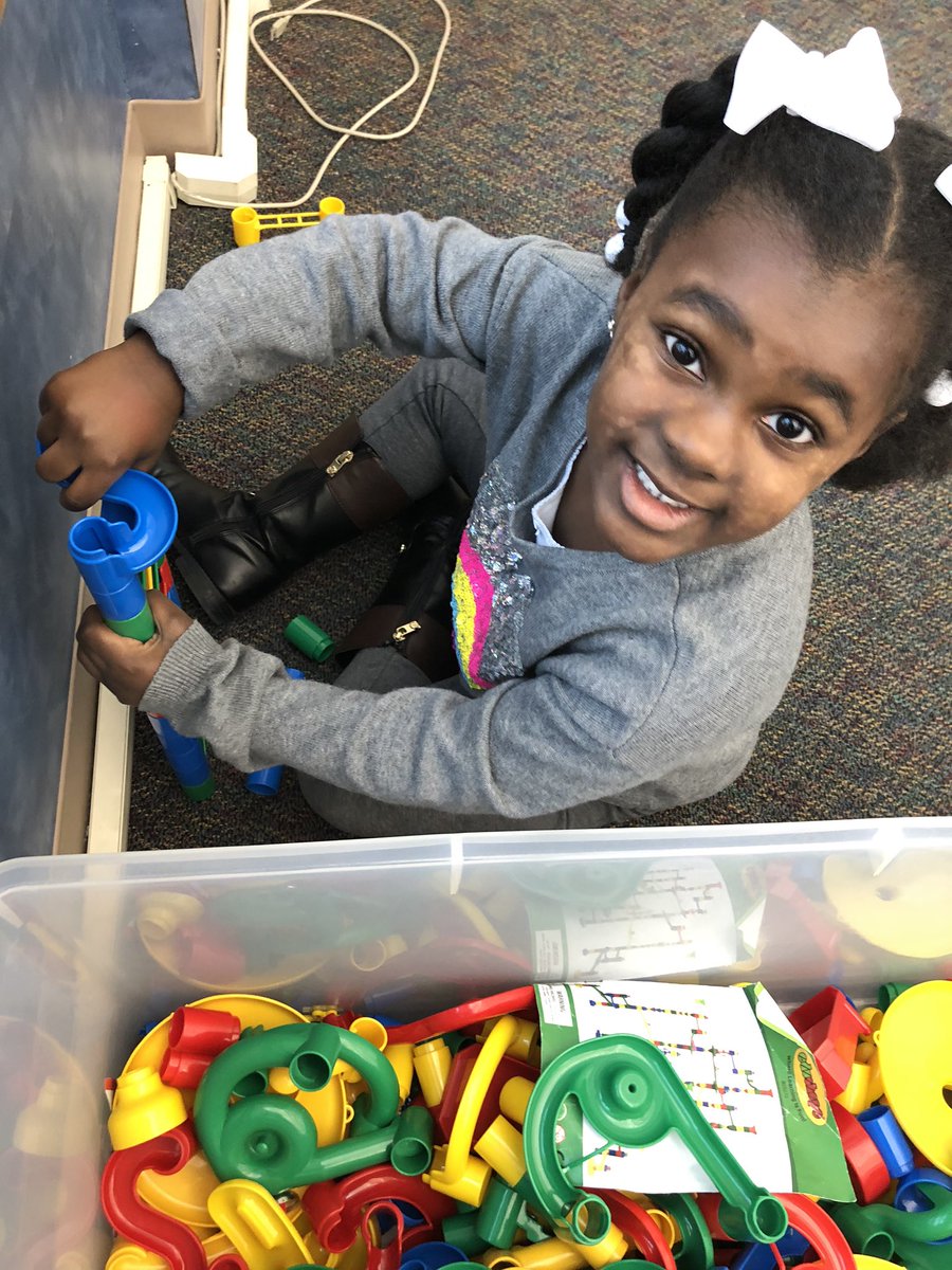 Preschoolers visiting the library at Maple Glen for story time, checking out the bald eagle webcam, and makerspace activities! <a href="/MapleGlenWWS/">Maple Glen</a> #wwsALLin