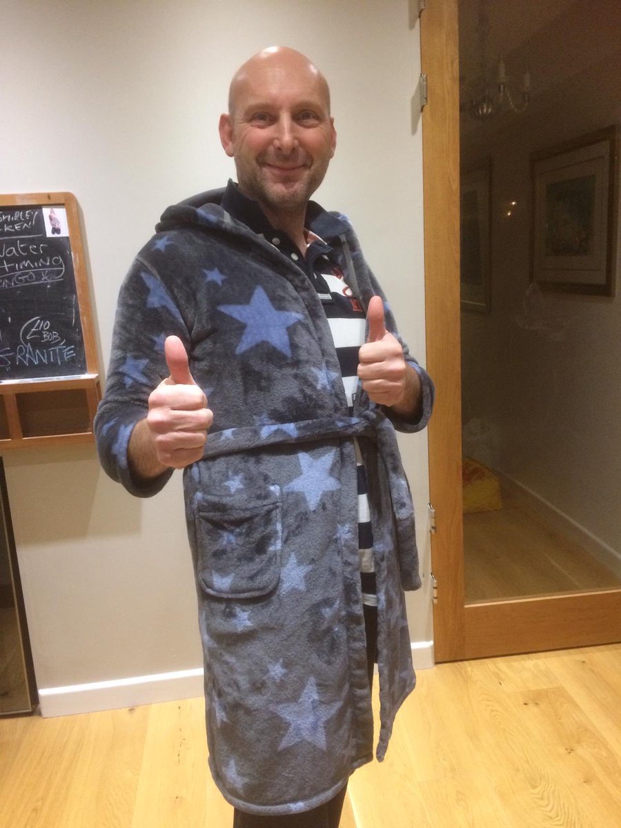 ColesFuneral's tweet image. Our team all got their stars on today for the @2wishupon #2WishStarDay2020 in #remembrance of George Burke on his 9th Birthday #Alwayshere. Our team raised £50 between them! ⭐️ ⭐️ 🌟 💫 #TeamColes. #2WUAS