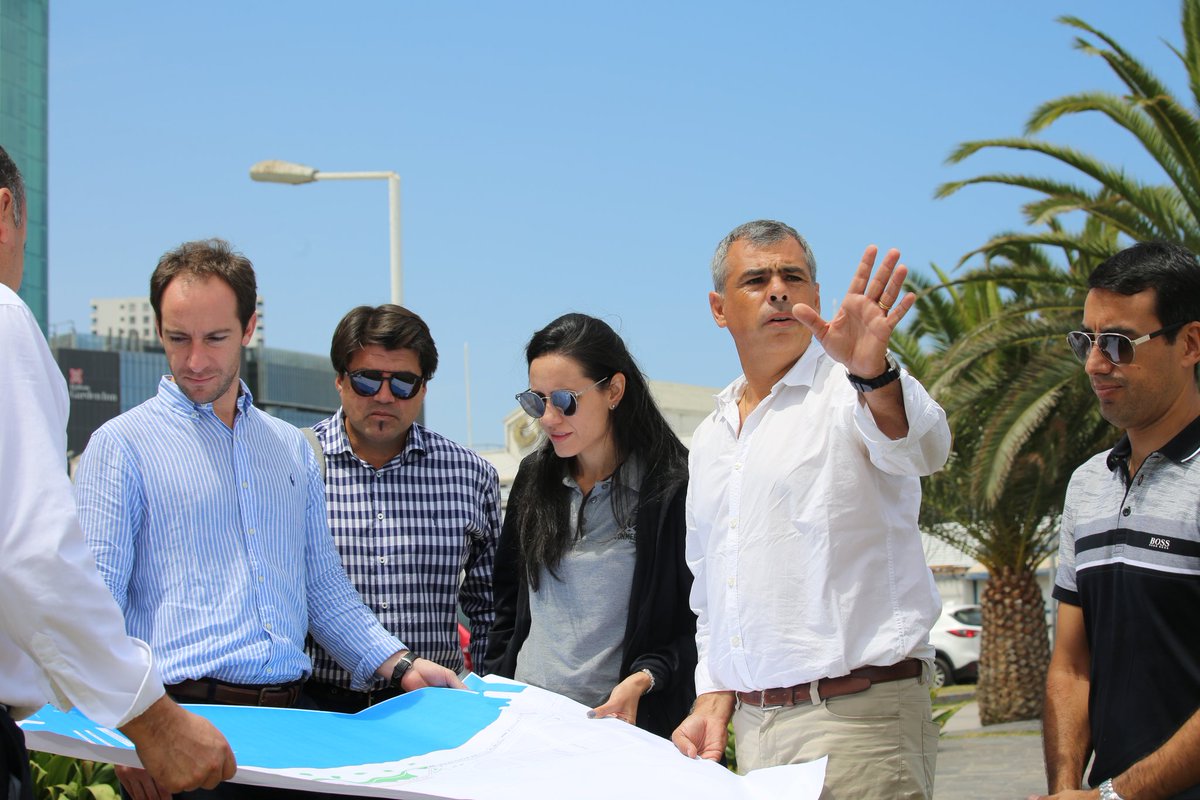 IquiqueDeTodos's tweet photo. El alcalde de @IquiqueDeTodos, Mauricio Soria Macchiavello, se reunió con dirigentes de la @CONMEBOL con el objetivo de mostrar las bondades que tiene #Iquique “para ser la capital del fútbol playa en Sudamérica”. https://t.co/AX3rbw4XBc