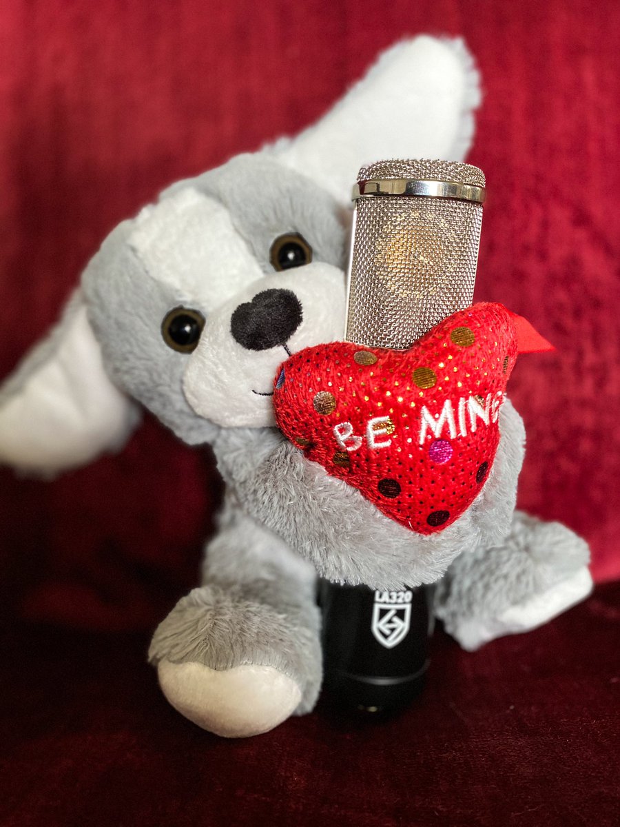 LautenAudio's tweet photo. ❤️Happy Valentine’s Day from the Lauten Audio family!
•
•
#LautenAudio #Sound #Music #SiliconValley #California #Studio #Recording #HomeStudio #Artist #RecordingStudio #FamilyOwned #LA320 #Mic #Microphone https://t.co/5xSsin9EYr