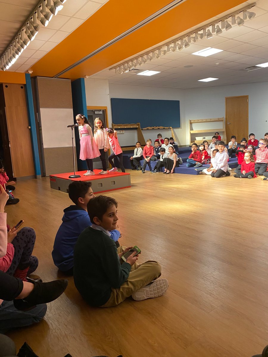 MrsStewart019's tweet photo. Great job with your speaking parts! #inspire96 https://t.co/p0CYmJkcLS