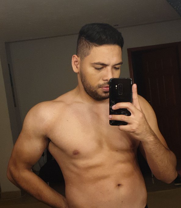 Come.check me online at https://t.co/MAaVPnj2aD!!! https://t.co/B9LoZHVLxk