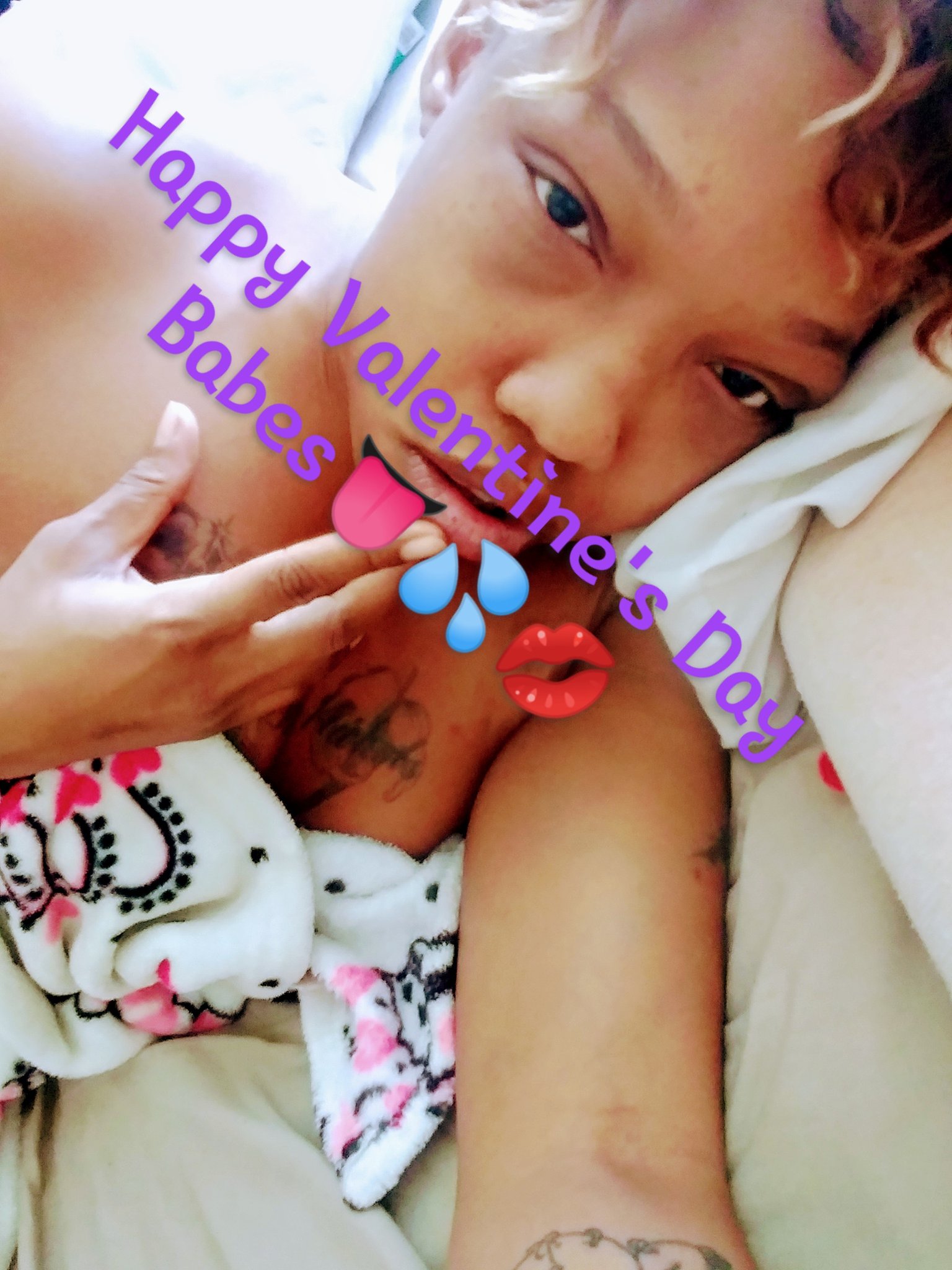 Morning Bae💋 https://t.co/VbAbEwB9Ch https://t.co/BQry7Yktka