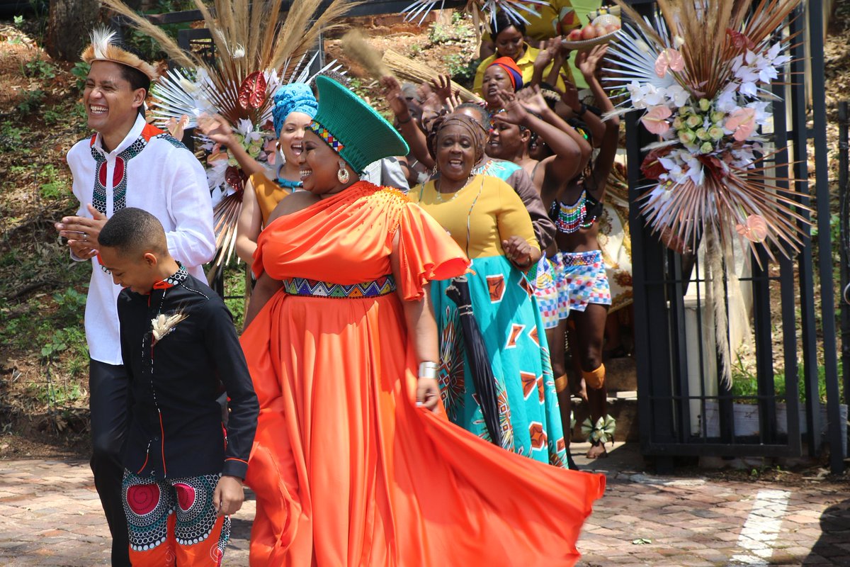 It was a special occasion. ♥️
#7delaan #BecomingMrsMeintjies <a href="/Nobuhle1/">NobuhleMimiMahlasela</a> <a href="/JacquesBlign/">Jacques Blignaut</a>