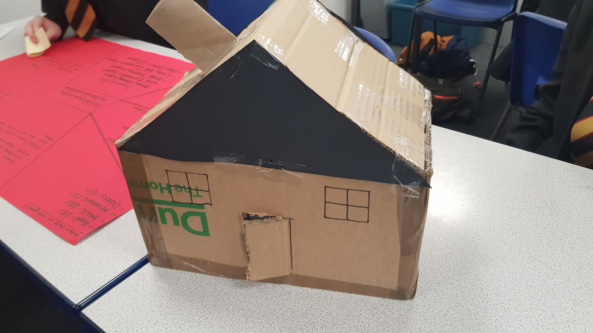 Today Y8 presented some impressive models demonstrating methods of insulating the home <a href="/BDBSchool/">Bishop David Brown </a> #ProudOfBDB
