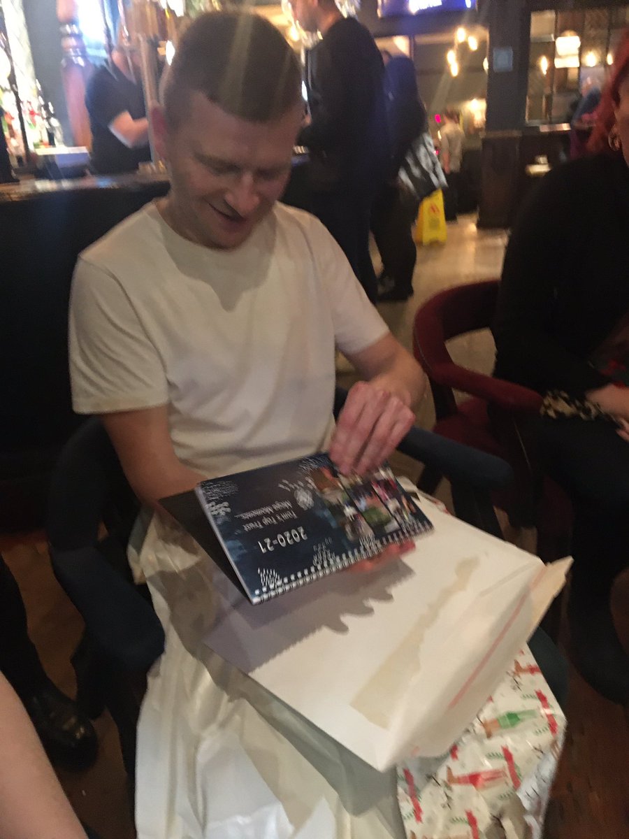 CRTBecca's tweet photo. The last 5 years have been an absulute pleasure @twright1414 the waterways will be a quiet place without you. From everyone at @CRTYorkshireNE we wish you all the best! Come and see us on the cut sometimes! #goodbye 👋 #goodluck 🍀 https://t.co/YYFlF7B3t7