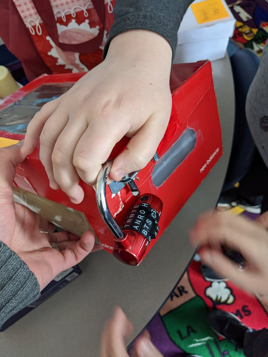 mrpiercEy's tweet image. One of my student's Valentine's Day boxes was inspired by @breakoutEDU!