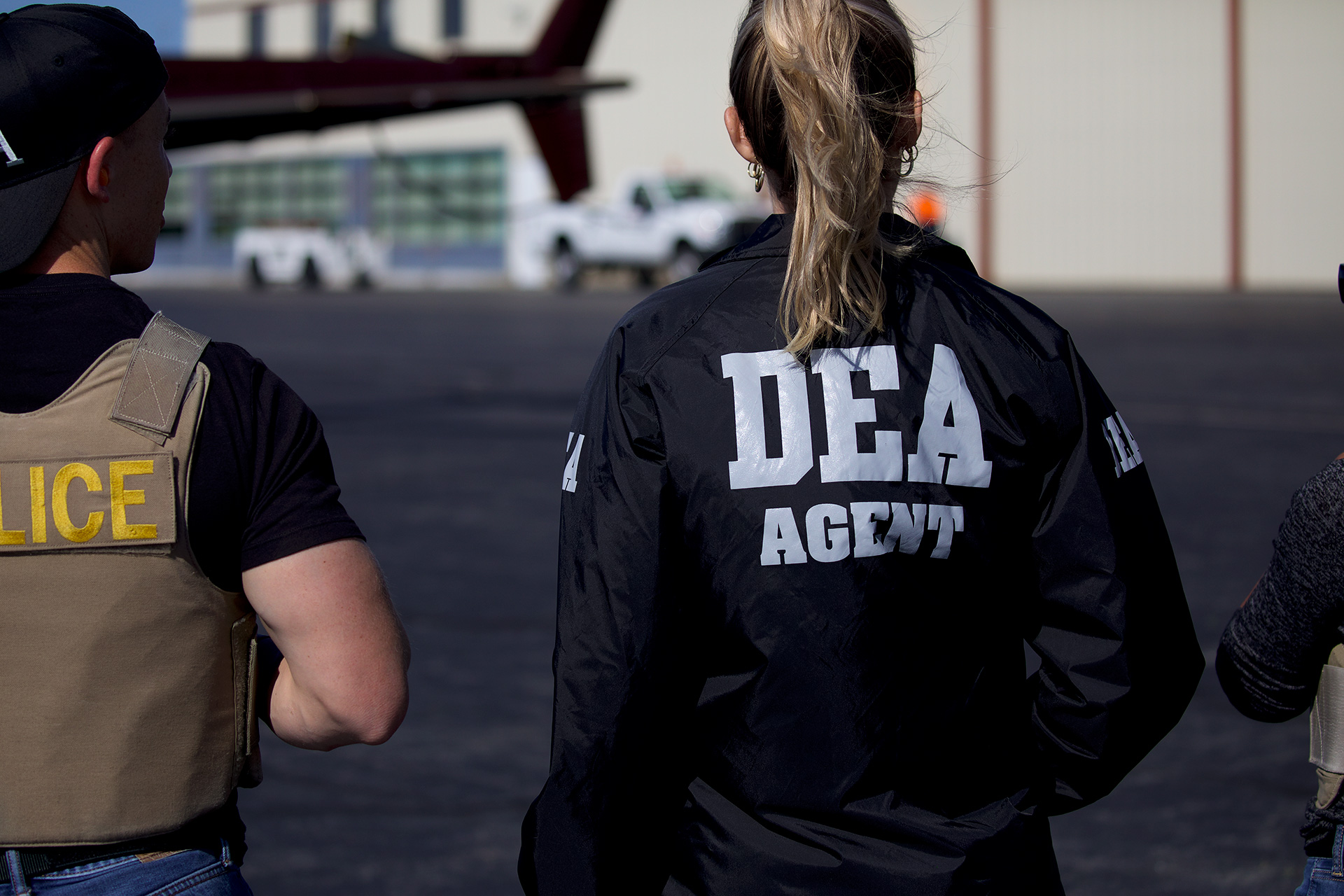 “DEA agents seize $3 million worth of cocaine, fentanyl, and meth in underc...