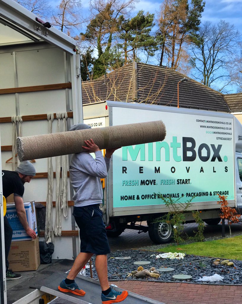 Fresh Move. Fresh Start. #friyay #FridayVibes #movinghome #edinburgh #weekend