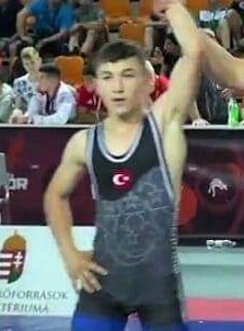 Akkent_Zeyve's tweet photo. Sivas'ta yapılan Okul sporları Greko-romen Güreş Türkiye Şampiyonası müsabakalarında Sporcumuz Şaban Ulutaş Türkiye 3.sü olmuştur https://t.co/nqMEKw2oZW