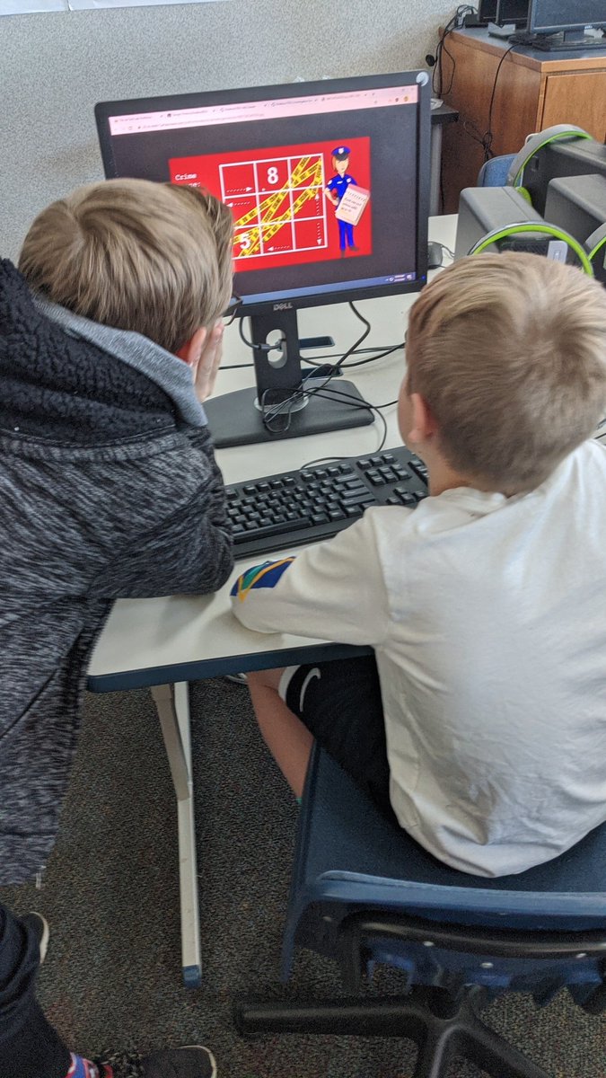 TheJetTechLab's tweet image. New class... Let's see if they manage to breakout. #breakoutedu