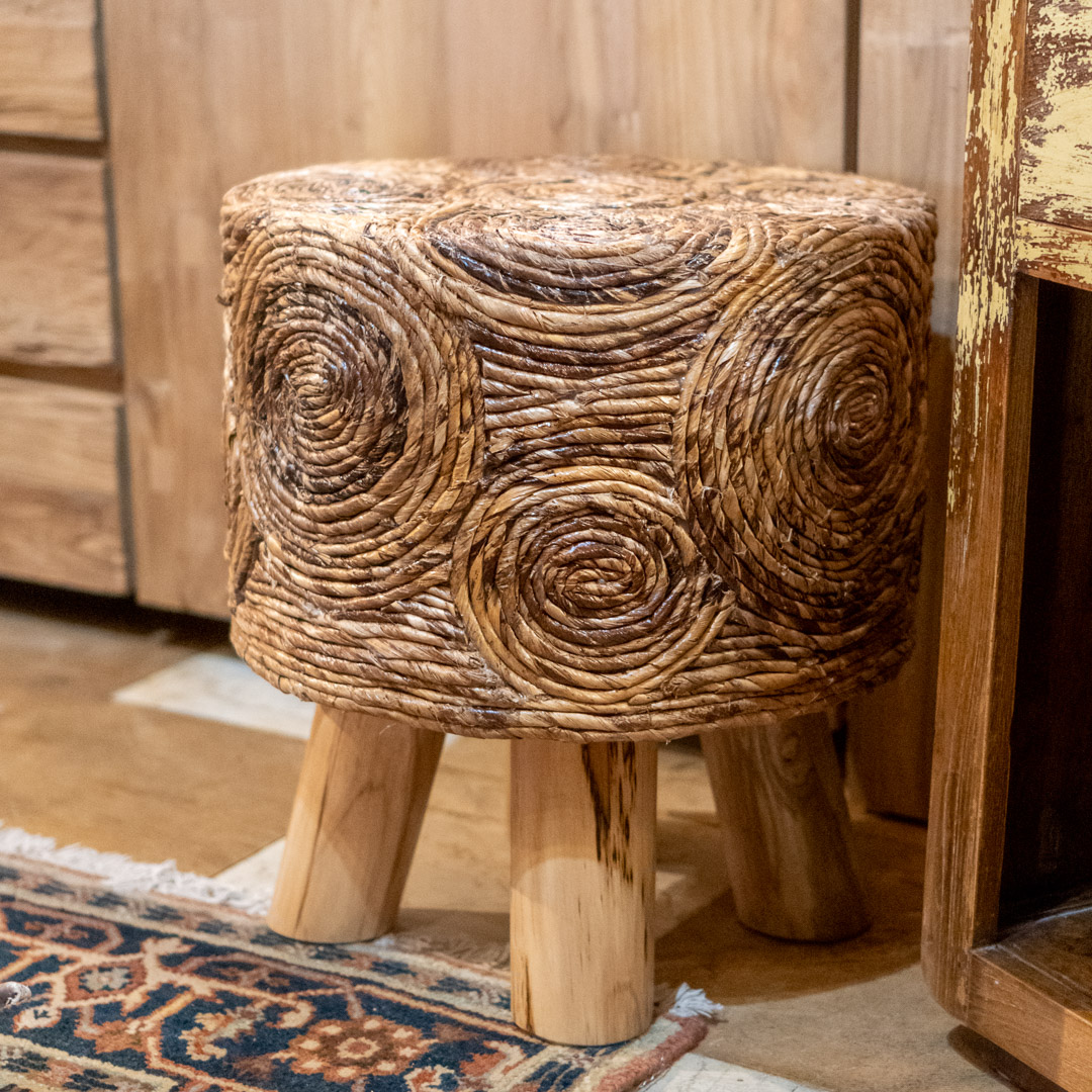 TreehouseG's tweet image. Wood You Be Our Valentine? 

#treehousegallery #treehousegalleryfurniture #stpetefl #stpetersburgfl #ilovetheburg #iheartstpete #dtsp