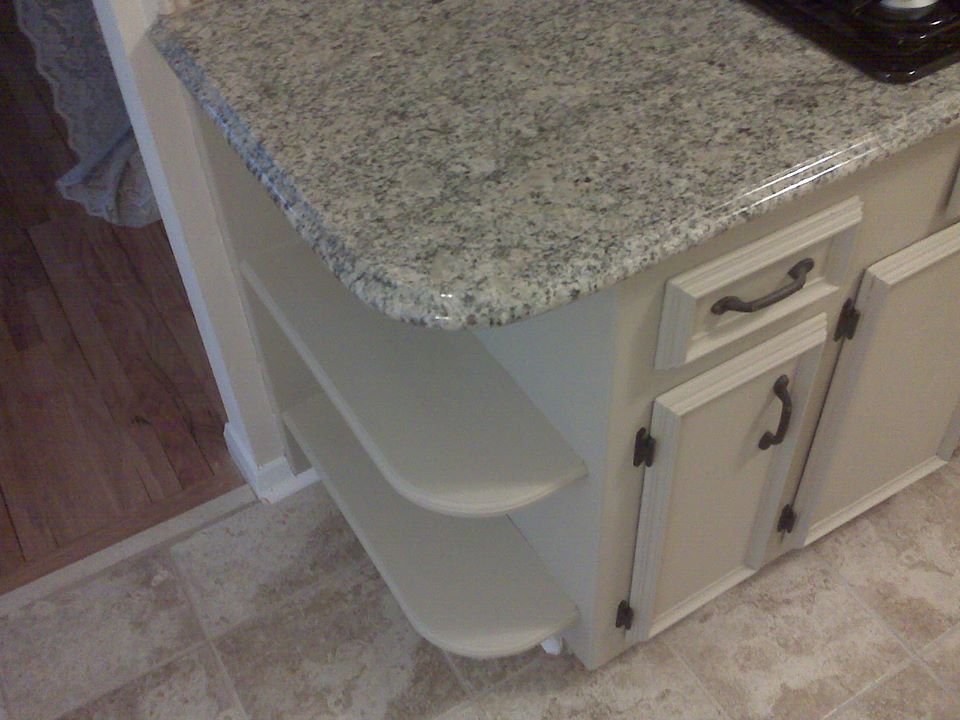 ballbuilders's tweet image. Kitchen rebuild project use the original cabinets. The cabinets were cleaned, primed and painted. The countertop was replaced with granite. The kitchen was repainted and new tile floor was installed. The drawer and door holes were filled and sanded flush. Custom backsplash.