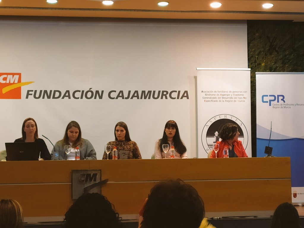 Mesa redonda con profesionales y familiares: Visibilidad, respeto y atención a lo largo del ciclo vital. En Jornadas Síndrome de Asperger 2020 <a href="/CPRRegionMurcia/">CPR Región de Murcia</a> <a href="/atemytea/">Atemytea</a> <a href="/aspertea/">@aspertea</a> <a href="/mdgraci/">mdgracia.s</a>