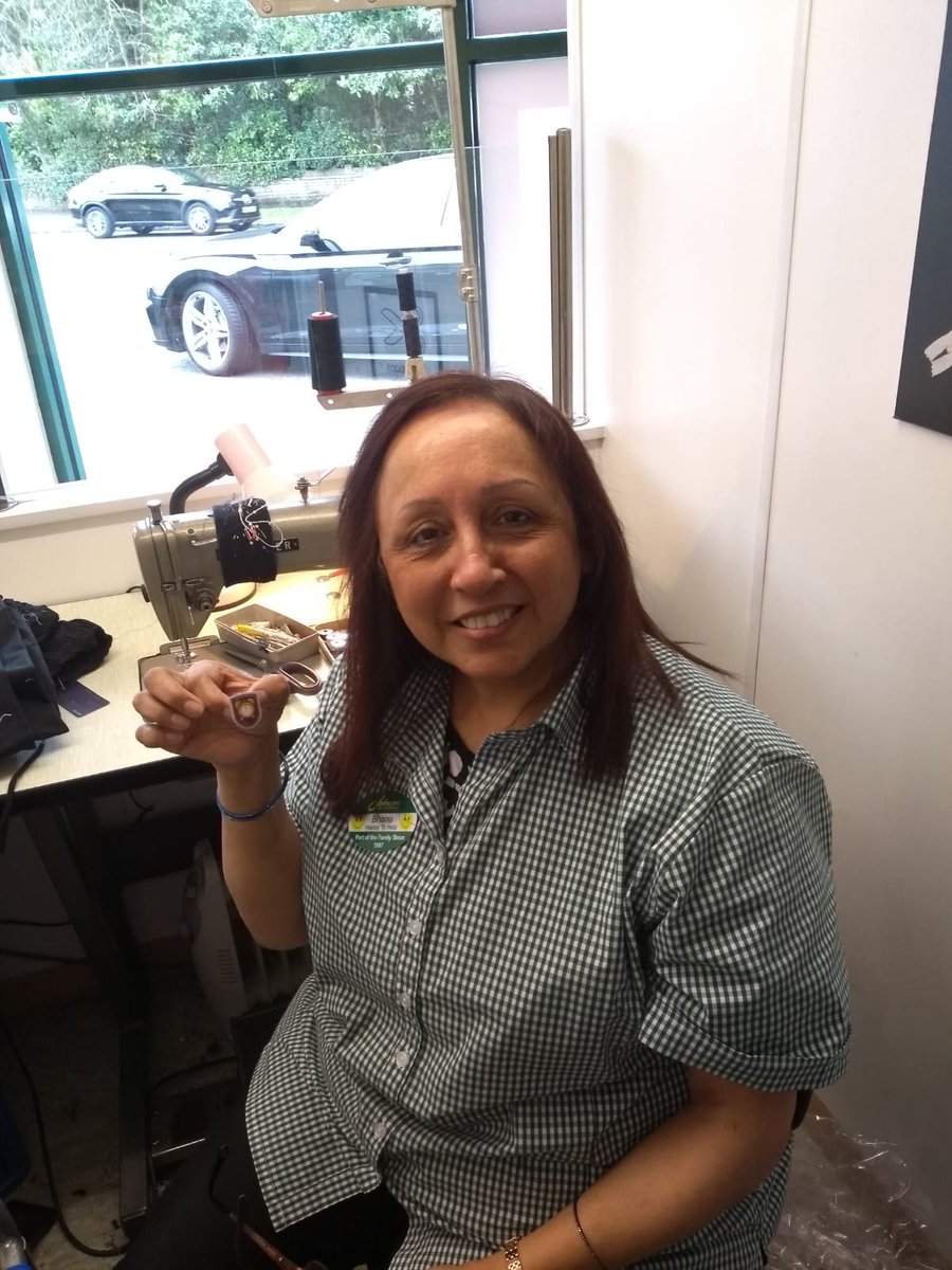 Bhanu getting hero of the hour badge for helping Knutsford with a quick repair so a customer wasn't let down #firstbadgeonthearea #welldonebhanu <a href="/MOJOarea61/">MOJOarea61</a> <a href="/MOJODryCleaners/">MOJO</a> <a href="/TimpsonNews/">Timpson Group News</a>