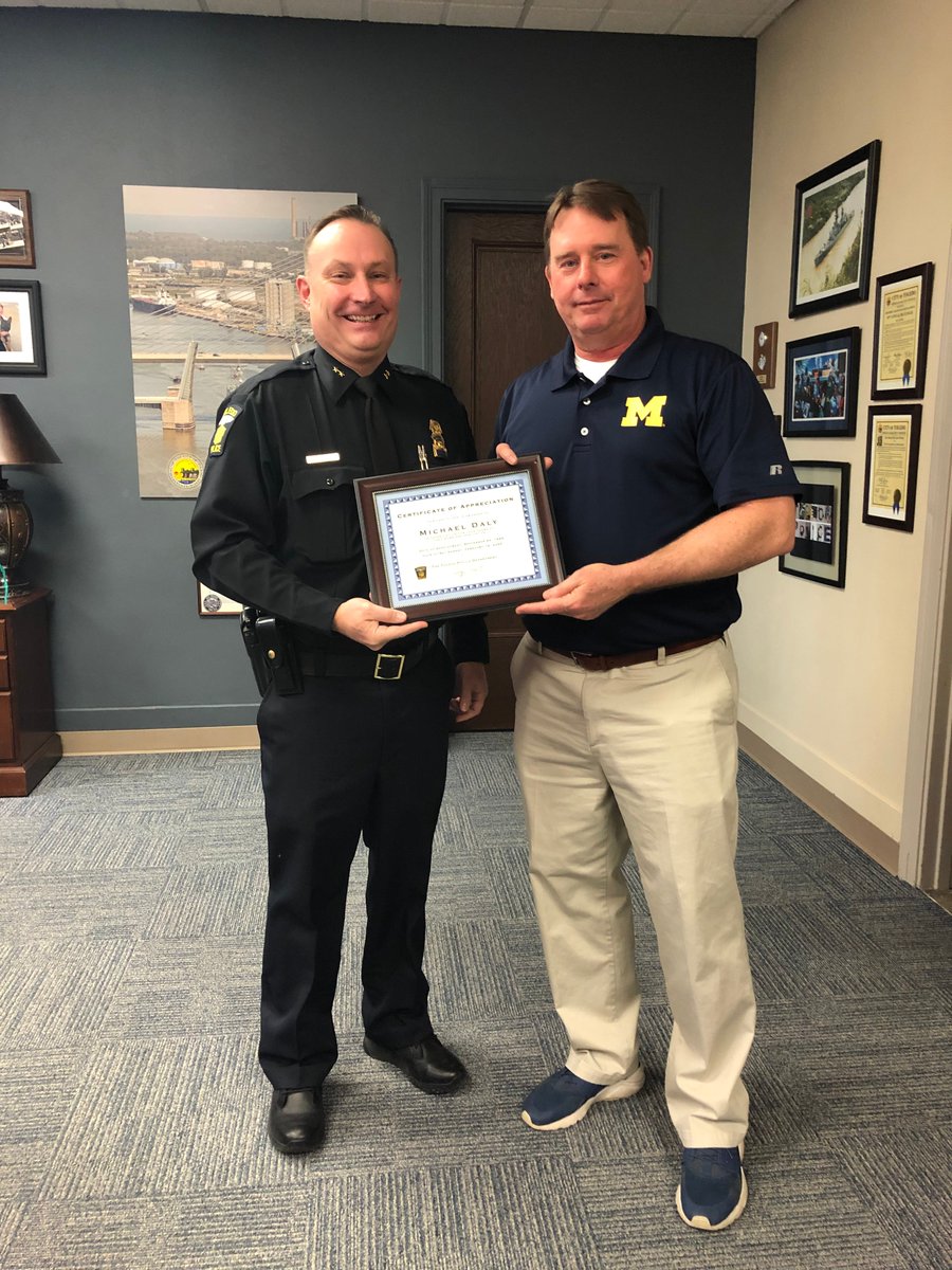 Toledo_PD's tweet photo. Congratulations to Lt. Daly who retired today after over 34 years of service. Everyone at the Toledo Police Department wishes him a happy and healthy retirement! #toledopolice https://t.co/2OqE1qWpZh