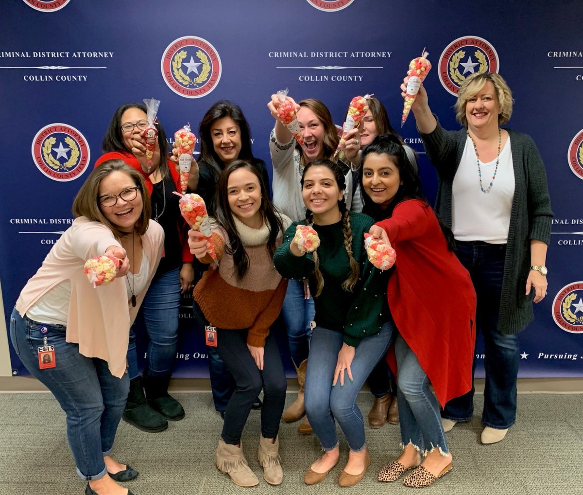 collincountyda's tweet photo. Thank you DA Willis - it's fun to crave popcorn while seeking justice!

#cravepopcorn
#seekingjustice https://t.co/sRSx0D2ve5