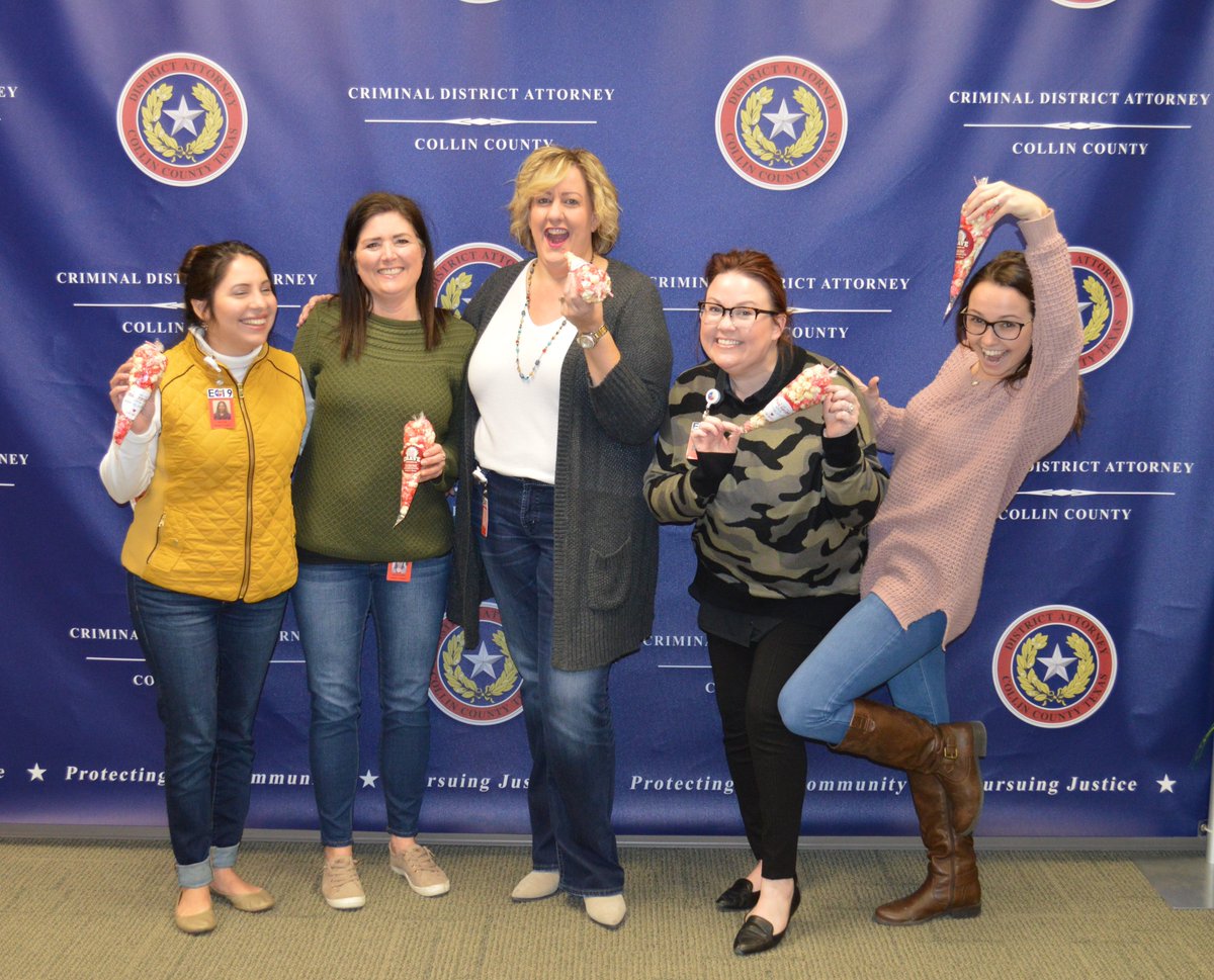 collincountyda's tweet photo. Thank you DA Willis - it's fun to crave popcorn while seeking justice!

#cravepopcorn
#seekingjustice https://t.co/sRSx0D2ve5