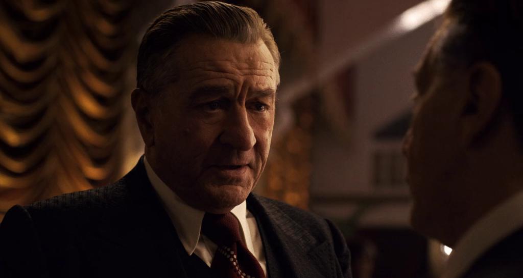  #TheIrishman (2019) finally was able to finish it, honestly it is very good movie with awesome performances from everyone involved. Some effects are shaky but overall they work but it is too long and it kinda drag a little but that doesn't take away from its entertaining value.