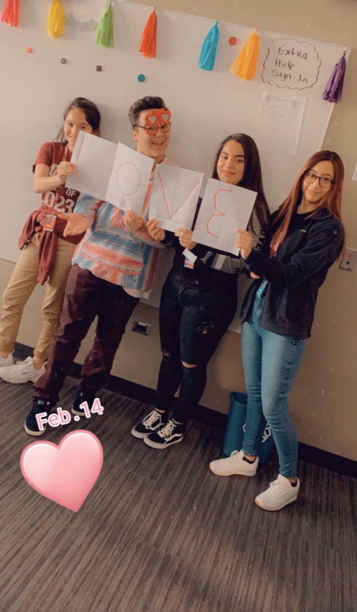 Spreading LOVE in math class 💕 <a href="/Xmbustamante/">Xiomara Bustamante</a>  Happy Valentine’s Day #OrgulloMorton #MortonPride