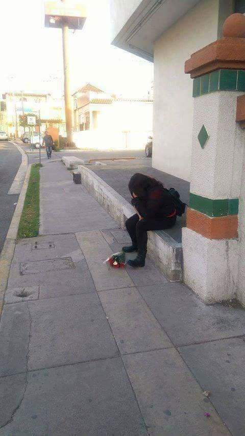 NegritoTuiter0's tweet photo. #14DeFebrero #SanValentin #SoldadasCaidas 💔💅🙍🏻♀️ https://t.co/HYXDDtXcY6