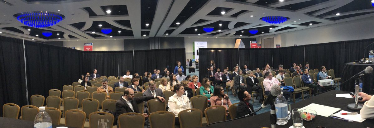 Nice #CardioOnc crowd at <a href="/SCMRorg/">Society for Cardiovascular Magnetic Resonance</a> #SCMR2020