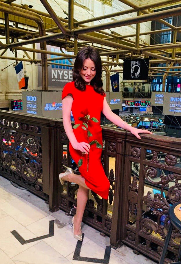 chattwithjulia's tweet image. Happy Valentine’s (Fri)Day!!! ⁦@NYSE⁩ #Valentines2020 🌹 ⁦@firstmove⁩