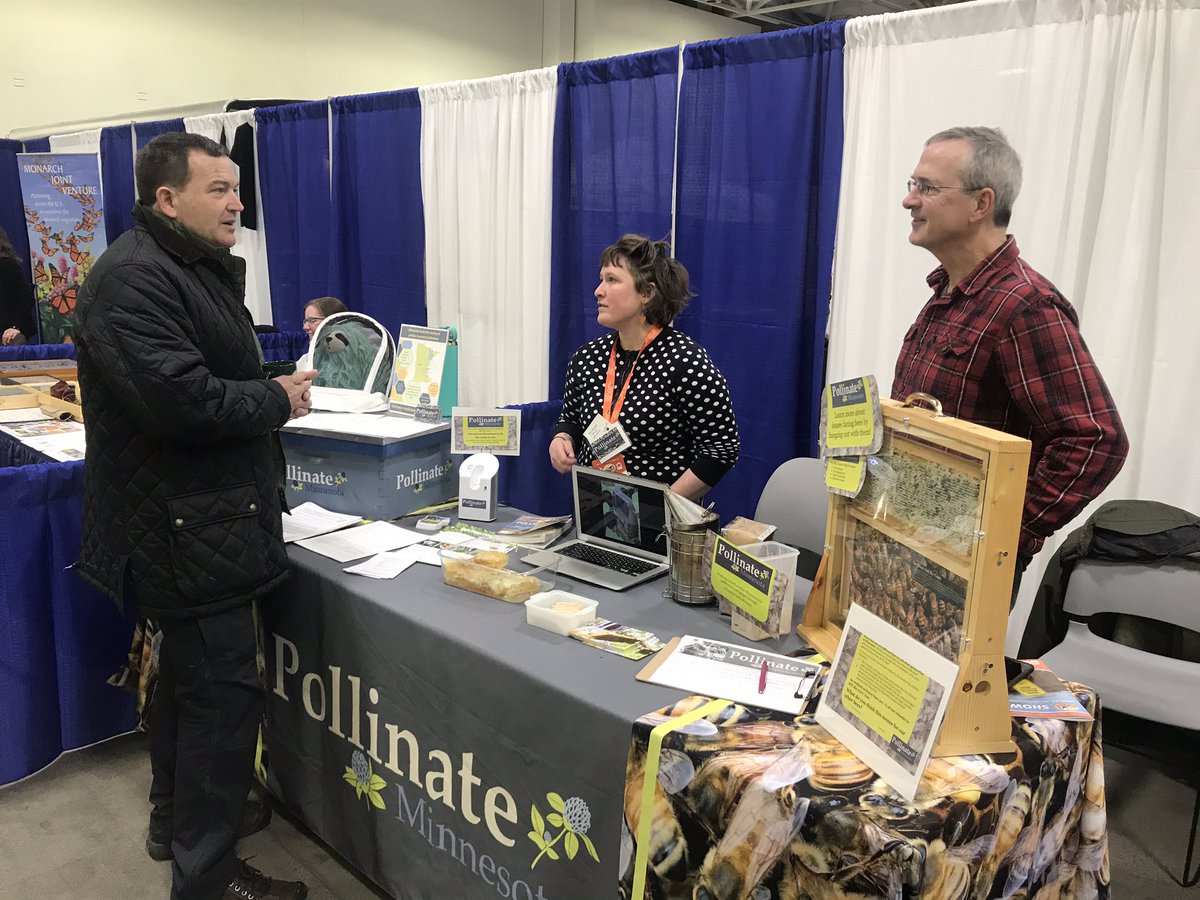 At #PheasantFest 🐝🐝🐝<a href="/leonlillie/">Leon Lillie</a>  <a href="/pollinatemn/">Pollinate Minnesota</a> ✅🇺🇸