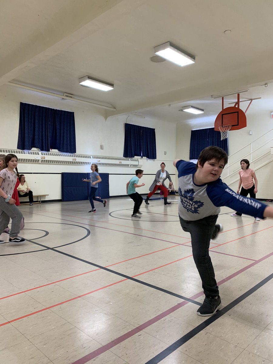 HealeyHeather's tweet photo. So much fun when the teachers play,too. Loved watching this in 4/5 gym class! Go, https://t.co/YeAgjB78ex! #Stones #healthyactivefun @alcdsb_cart https://t.co/HQKABXtdcm