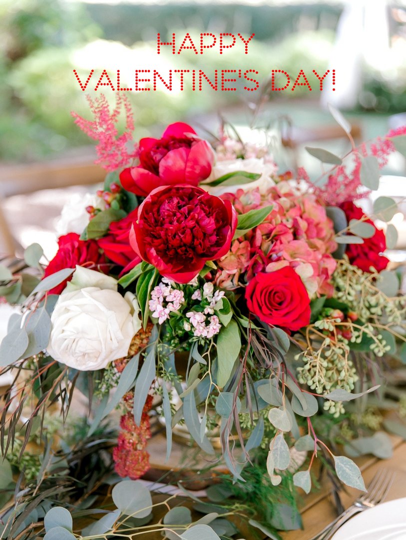 4yescom's tweet photo. LOVE is blossoming in our design studio today! Happy Valentine's Day!! #YES #ValentinesDay https://t.co/5oOsqrOPb4