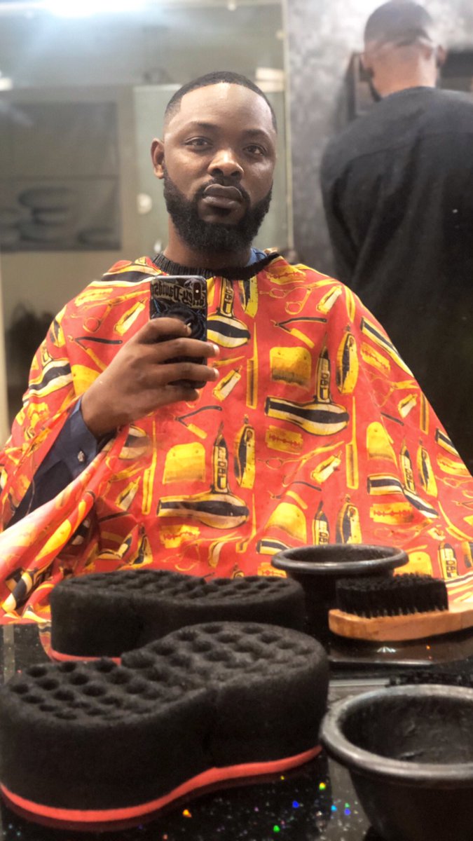 NupeMufasa's tweet photo. Self-love day.
#RespectTheFade https://t.co/oPT2dYAT8H