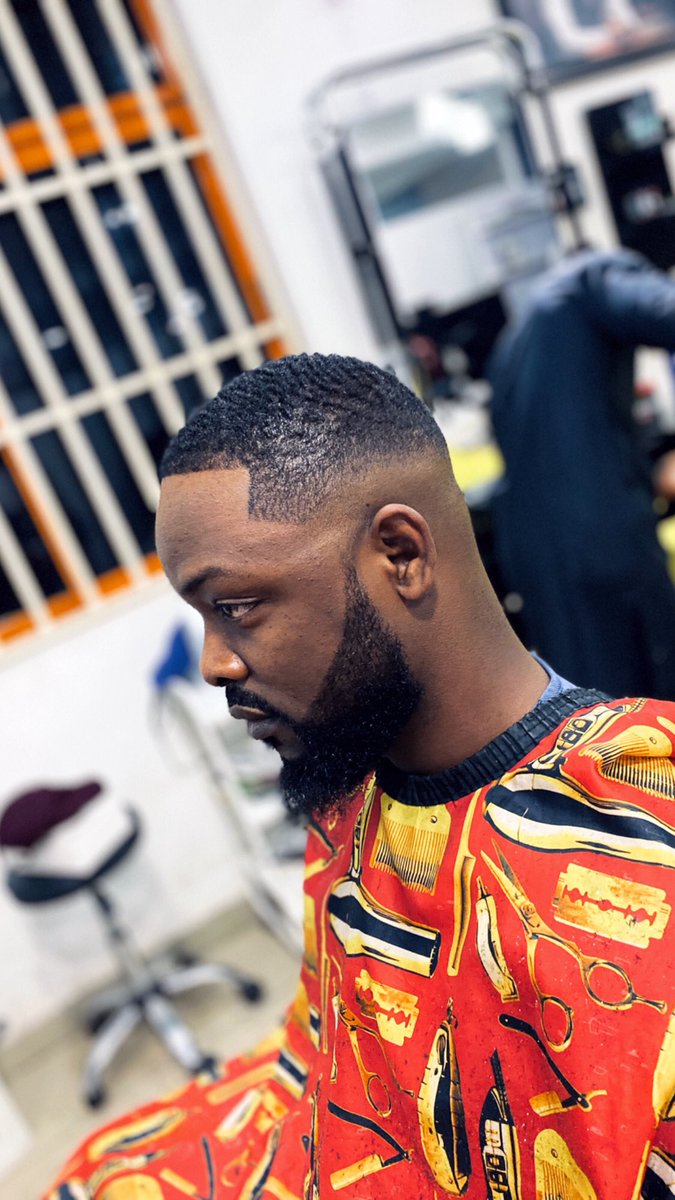 NupeMufasa's tweet photo. Self-love day.
#RespectTheFade https://t.co/oPT2dYAT8H