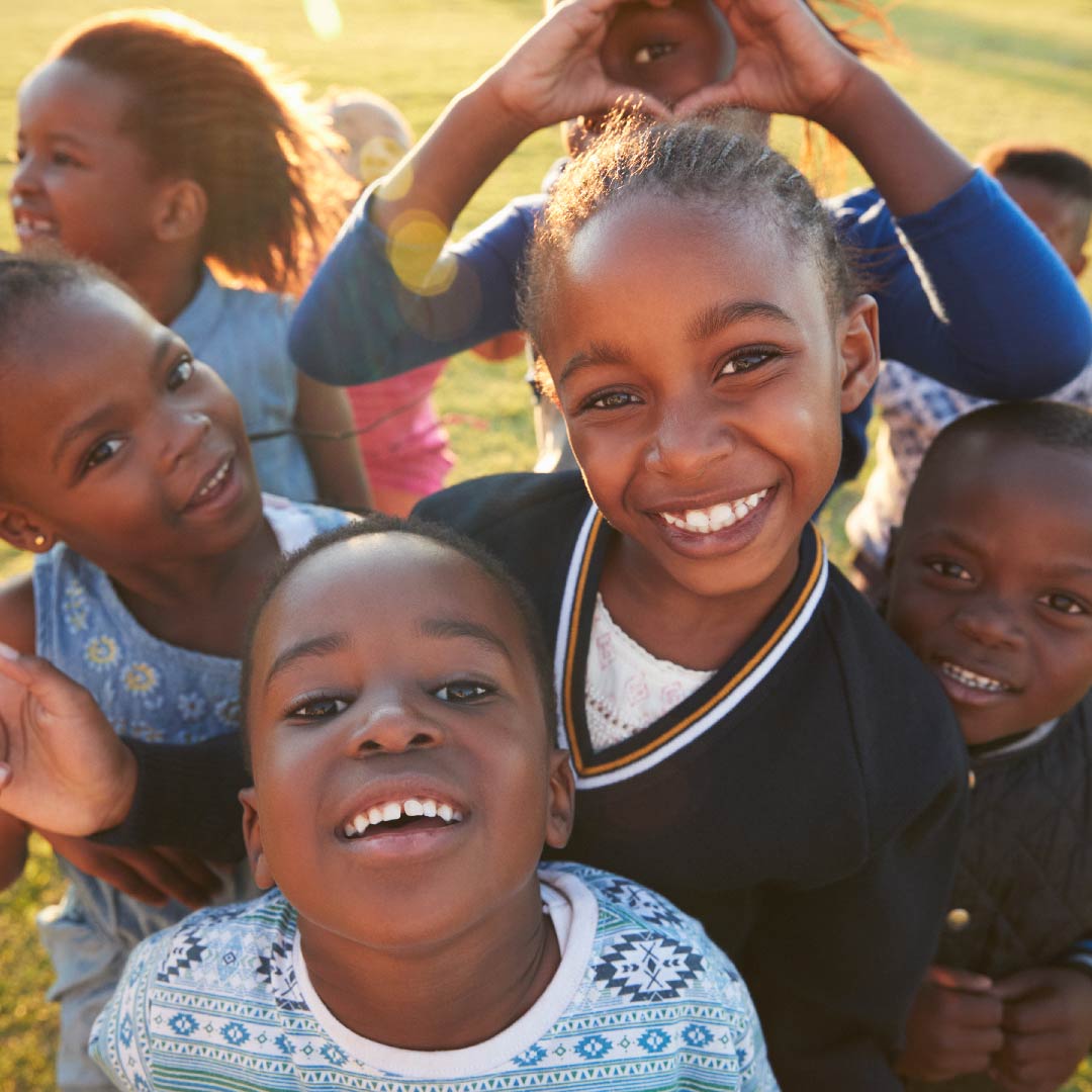 NJSugarfreed's tweet photo. A healthy smile is infectious! So drink fewer sugary drinks to prevent the cavaties and tooth decay they can cause. Less sugar, more smiles! #NJSugarfreed #HealthyKids https://t.co/sf9kEy9ja7