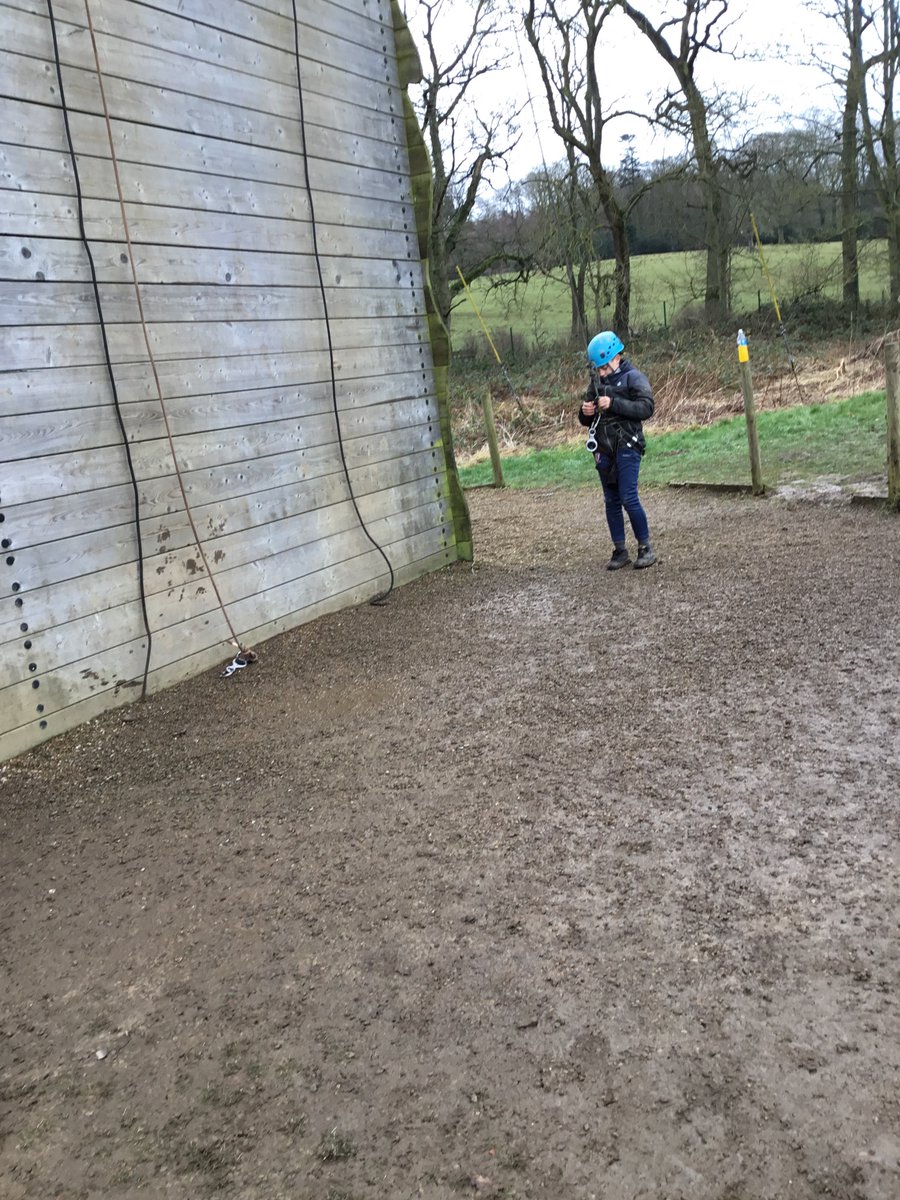 BaderPrimary's tweet image. #finalchallenge#abseiling