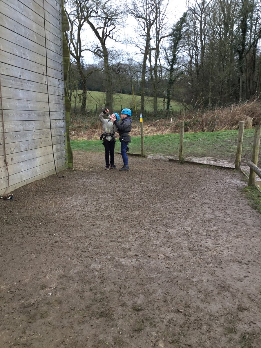 BaderPrimary's tweet image. #finalchallenge#abseiling