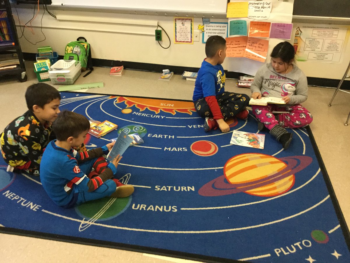 violasecond's tweet photo. @ViolaAchieves @violafirst  1st and 2nd graders make awesome reading buddies!! https://t.co/nHeHRMW6V3