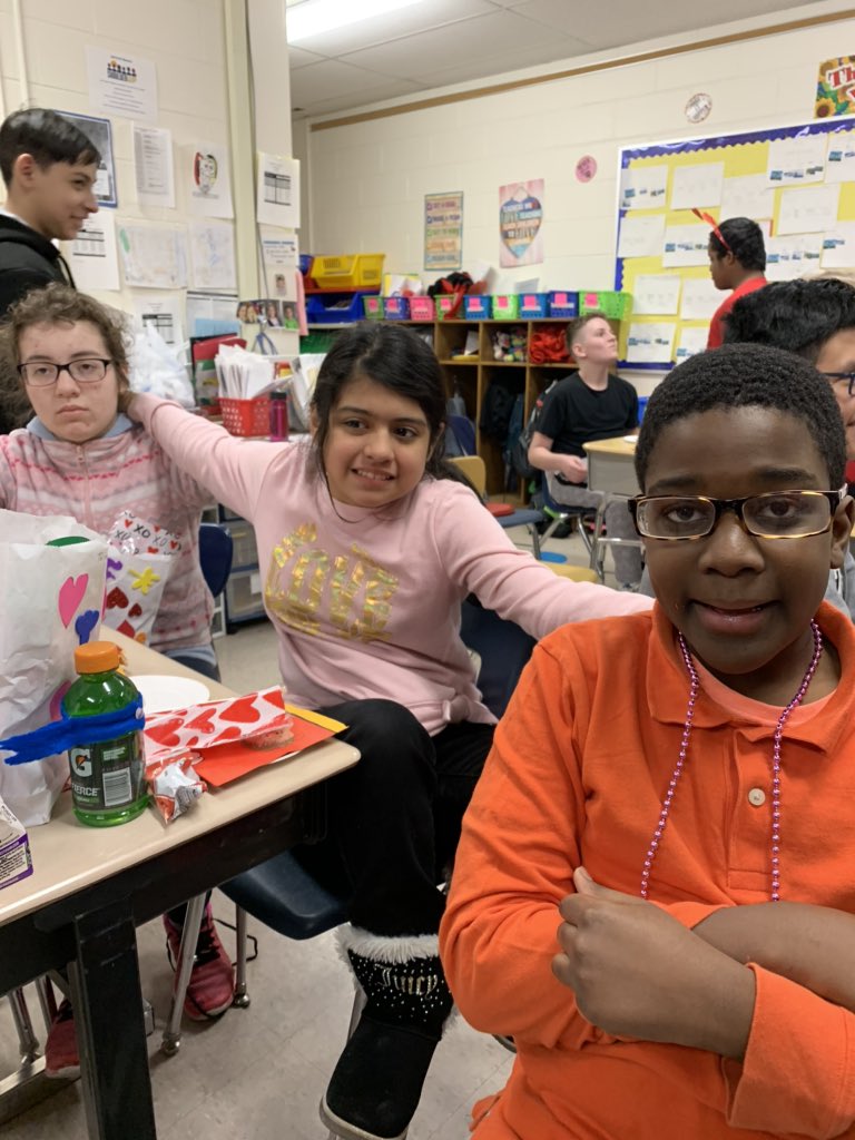 Angela nonnon tweet media