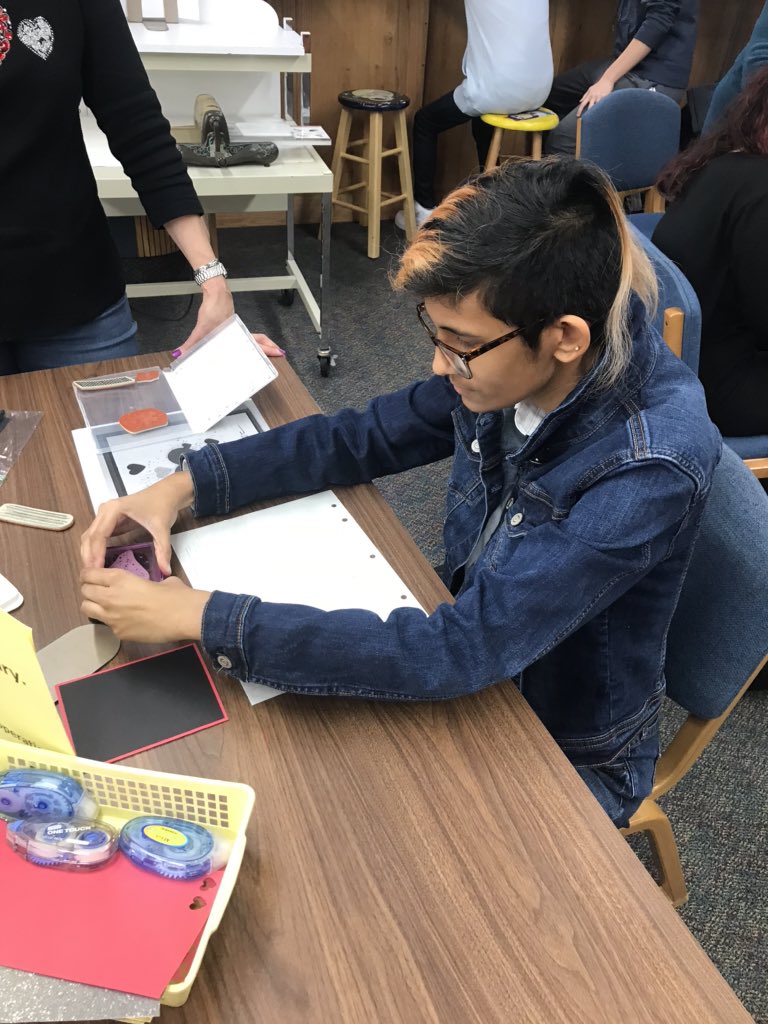 nhp_library's tweet photo. More photos from GEAR’s card workshop fundraiser #NHPpride #Valentine2020  #GEARfundraisingfun https://t.co/TG2AtSYwNJ
